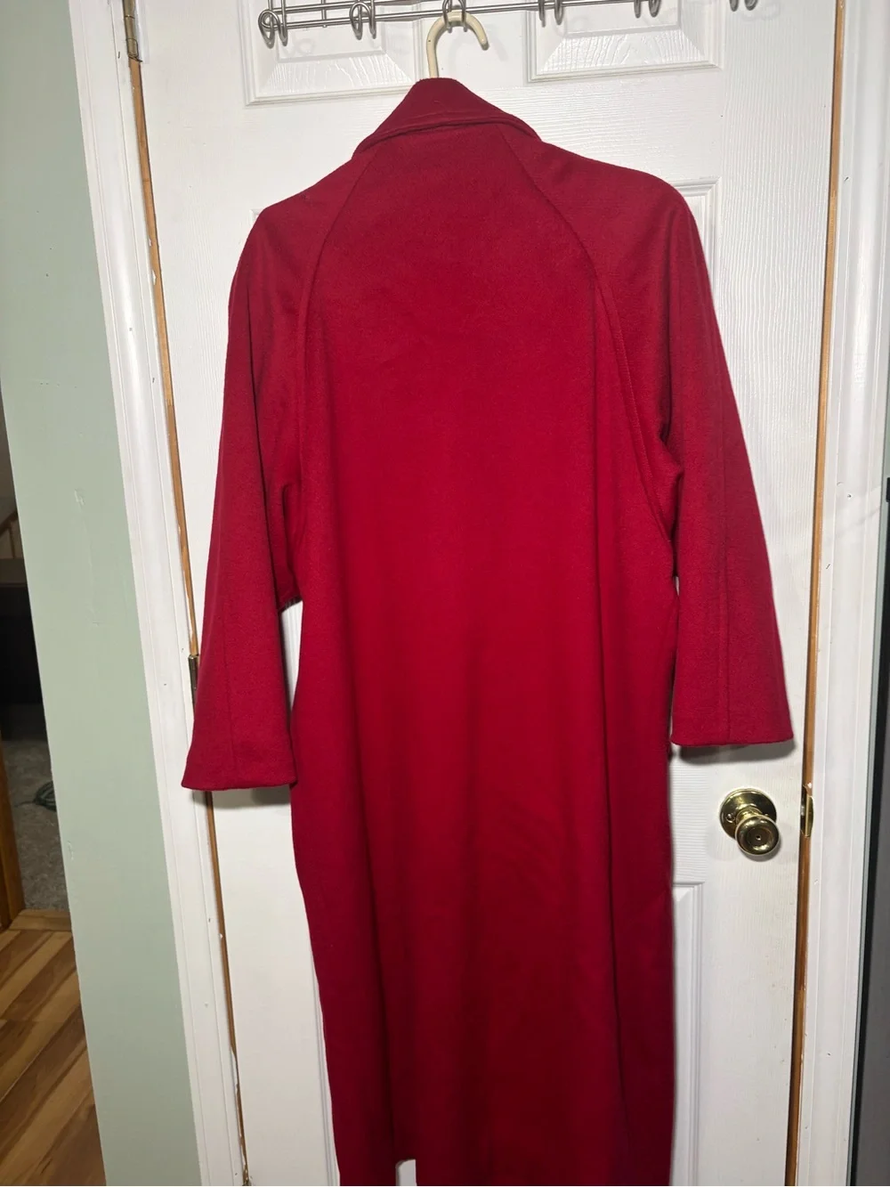 Classic Red Double-Breasted Wool Trench Coat - Picture 3 of 5